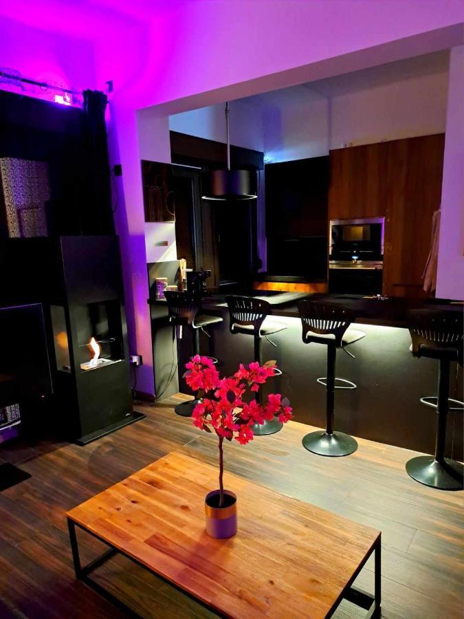 Petite Chambre Dans Une Jolie Colocation Λιέγη Εξωτερικό φωτογραφία