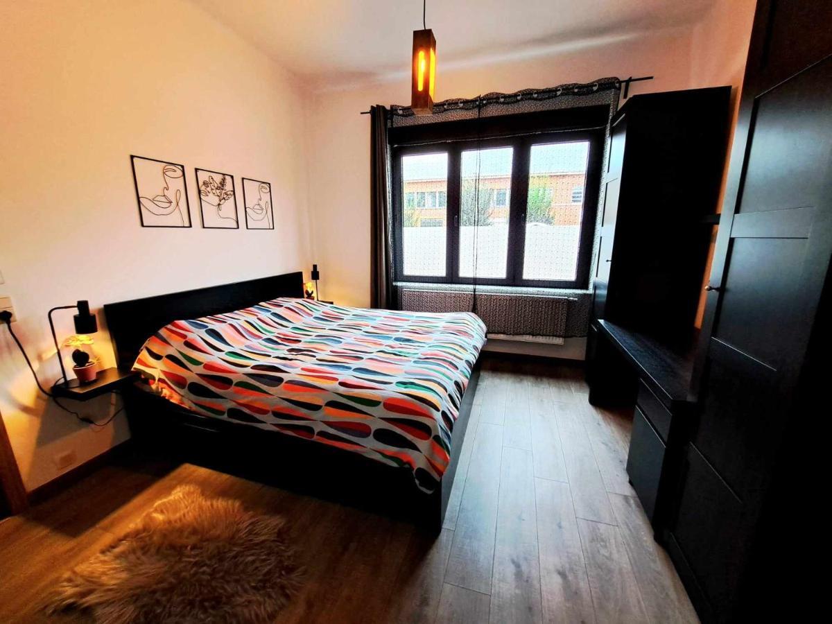 Petite Chambre Dans Une Jolie Colocation Λιέγη Εξωτερικό φωτογραφία